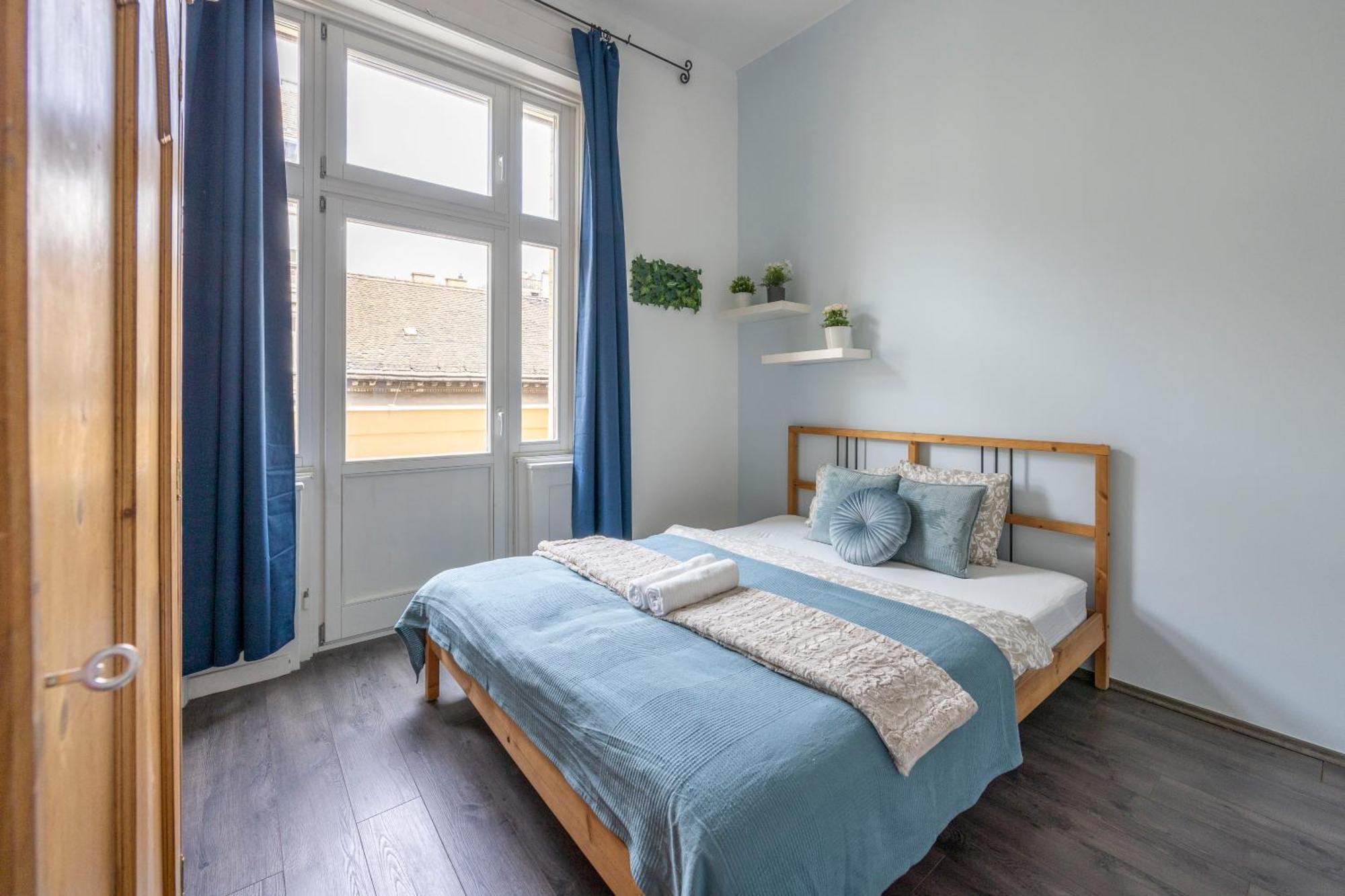 Explore Budapest From A Central Cozy Home & Sweet Retreat エクステリア 写真